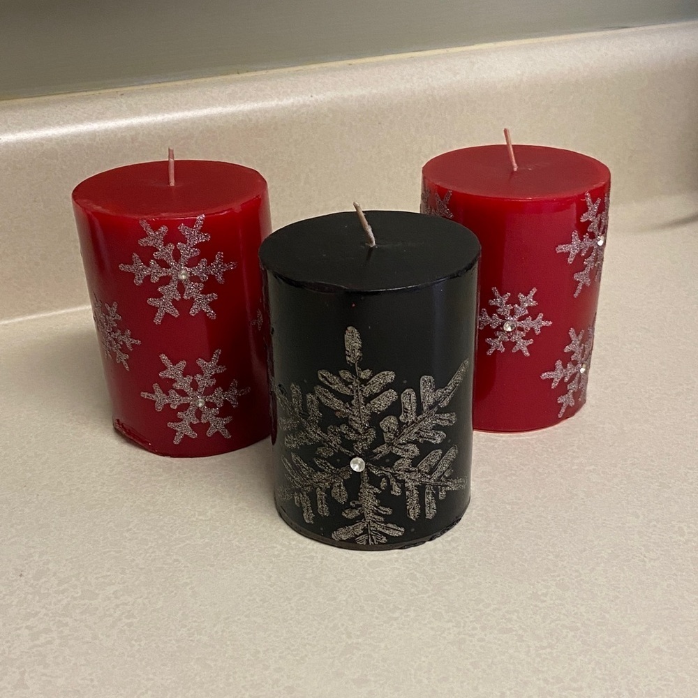 Snowflake Pillar Candles